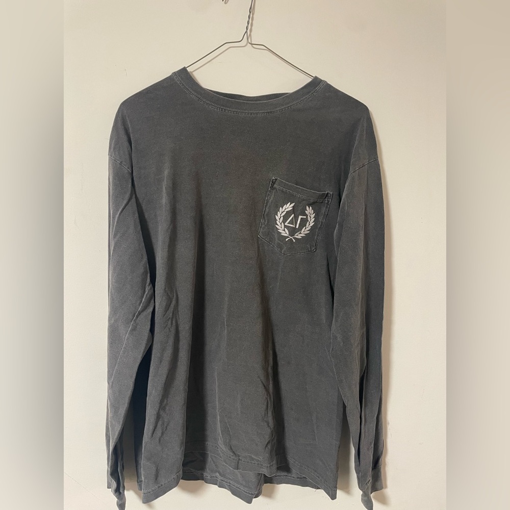 Comfort Colors, Long sleeve Delta Gamma shirt.